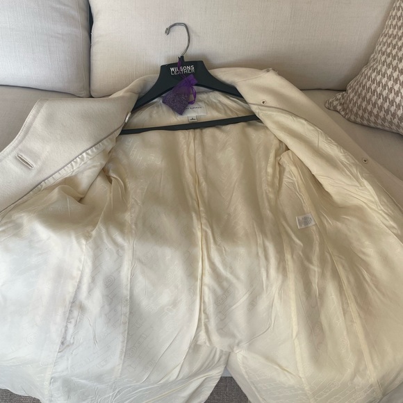 Banana Republic cream wool trench coat - Picture 8 of 10